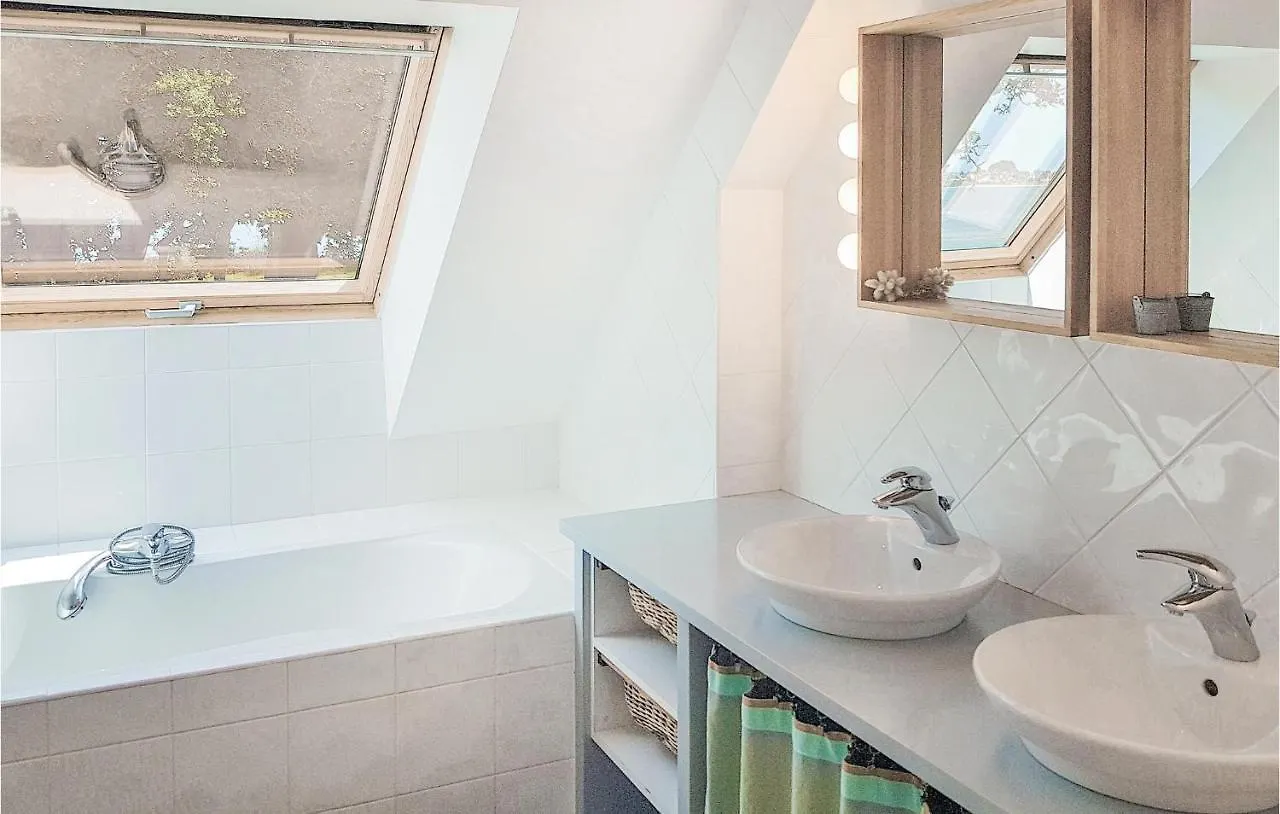 Beautiful Home In Pont Labbe With Wifi Сasa de vacaciones
